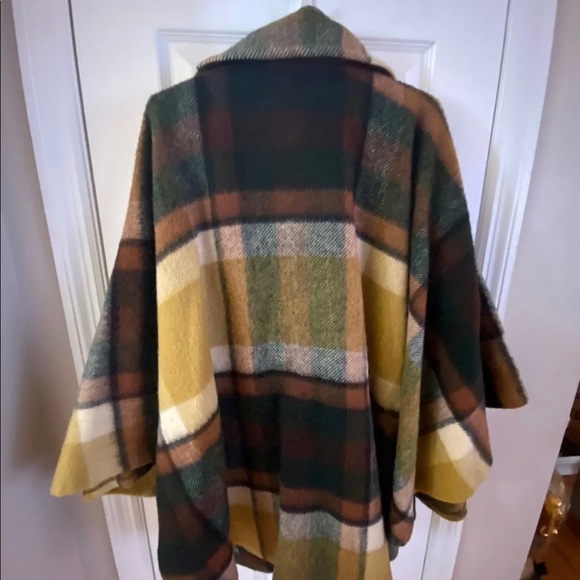 Vintage 100% Wool Poncho/Cape - Picture 5 of 7